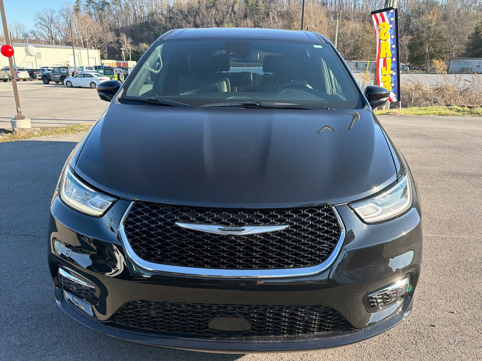 New 2026 Chrysler Pacifica Select FWD image 3