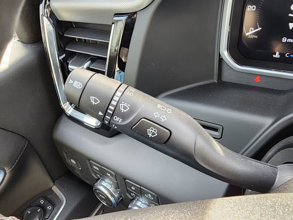 New 2026 GMC Sierra 3500 Denali w/ LPO, Black Badging Package image 26