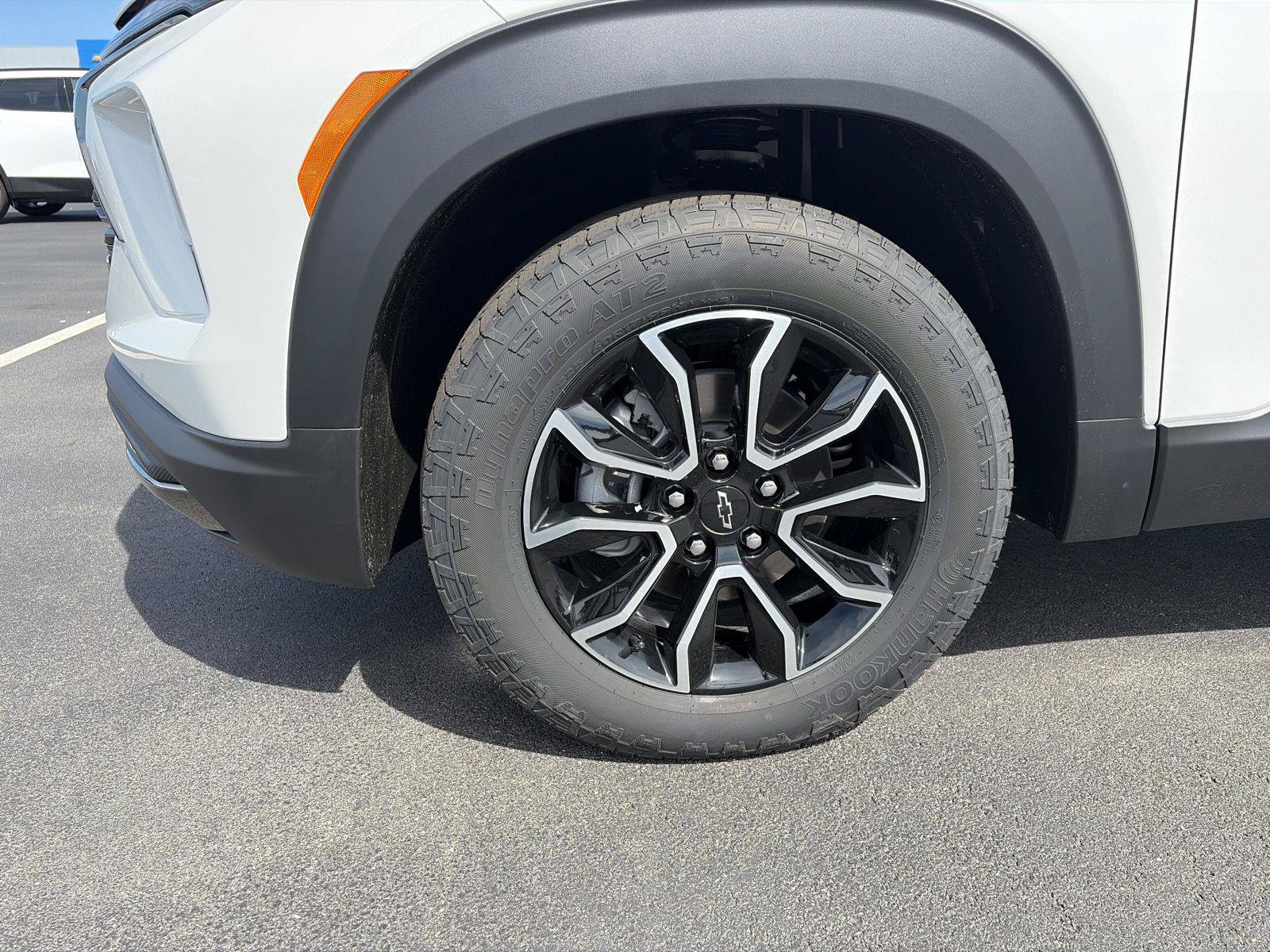 New 2026 Chevrolet TrailBlazer ACTIV w/ Driver Confidence Package AWD/4WD image 9