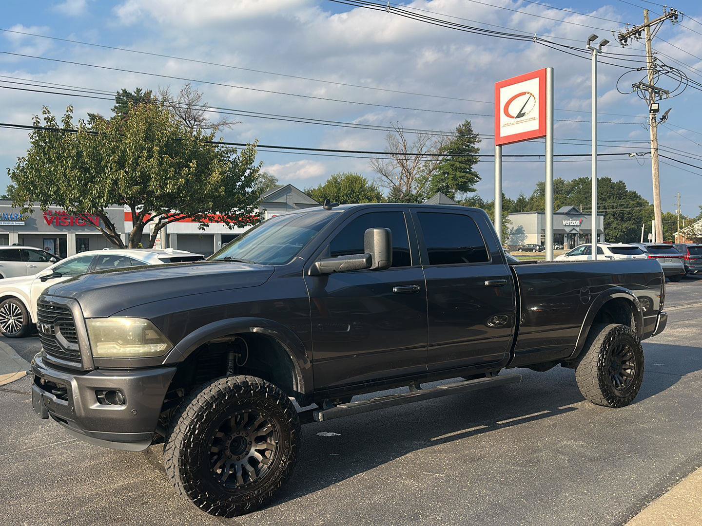 Used 2018 RAM 3500 Laramie w/ Sport Appearance Group AWD/4WD image 6