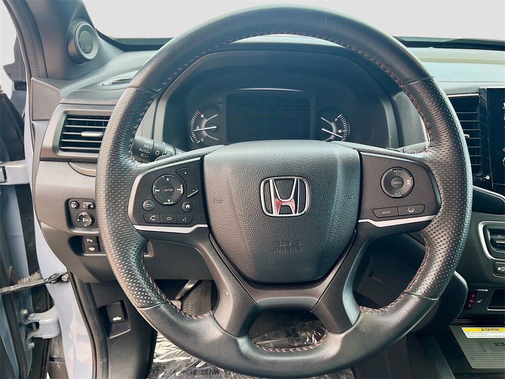 Used 2023 Honda Passport TrailSport image 11