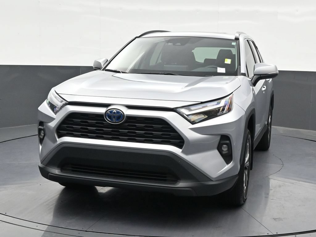 Used 2024 Toyota RAV4 XLE Premium w/ Weather Package AWD/4WD image 9
