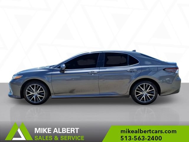 Used 2023 Toyota Camry XLE FWD image 4