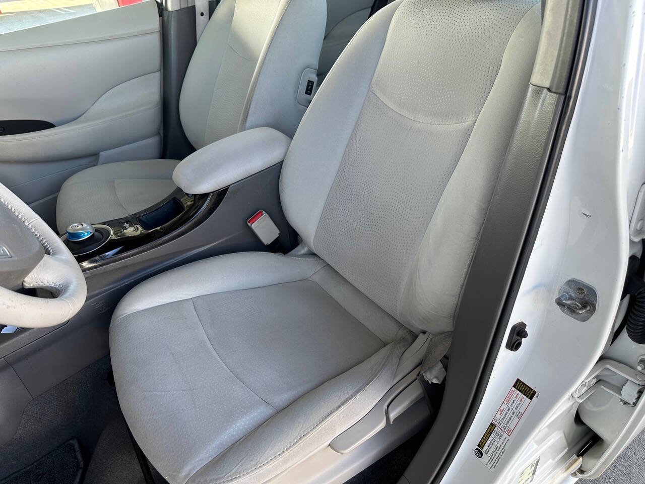 Used 2013 Nissan Leaf SV FWD image 14