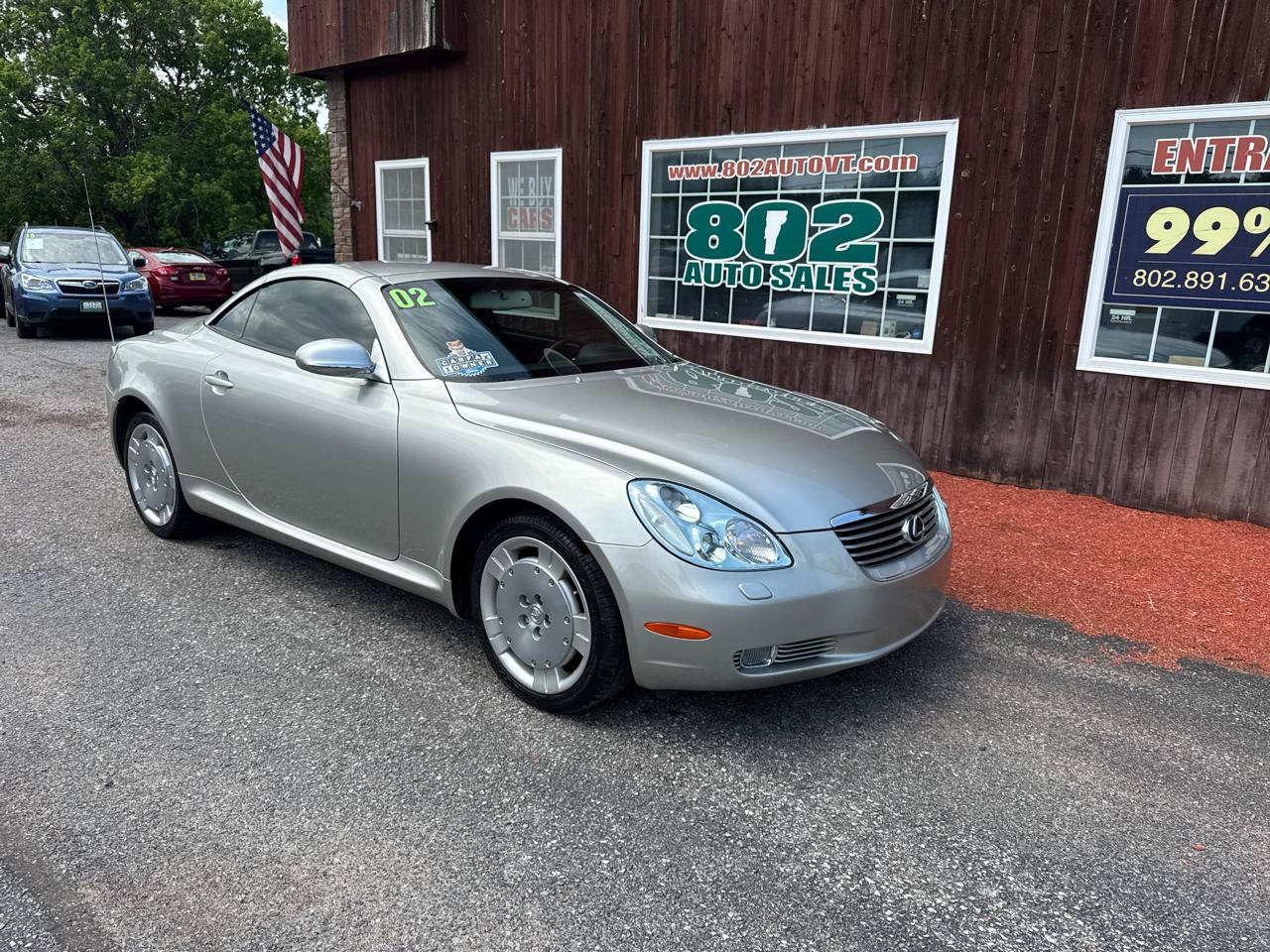 Used 2002 Lexus SC 430 Convertible RWD image 2