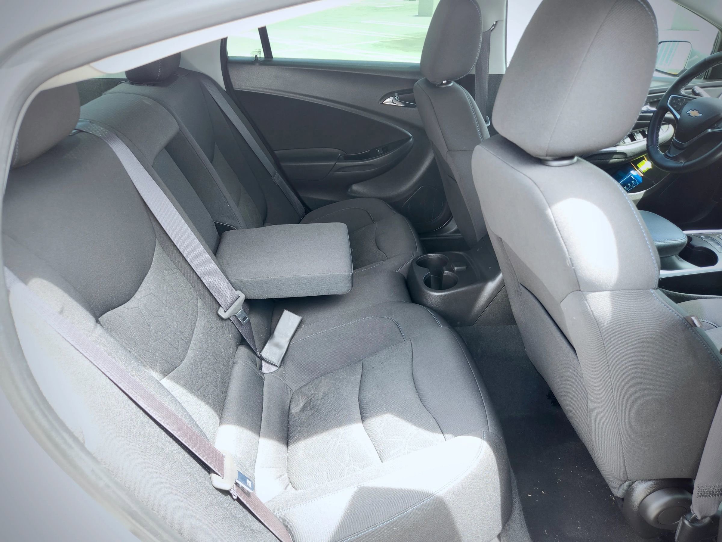 Used 2017 Chevrolet Volt LT FWD image 28