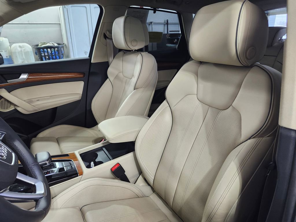 Certified 2023 Audi Q5 e Premium Plus w/ Premium Plus Package image 9