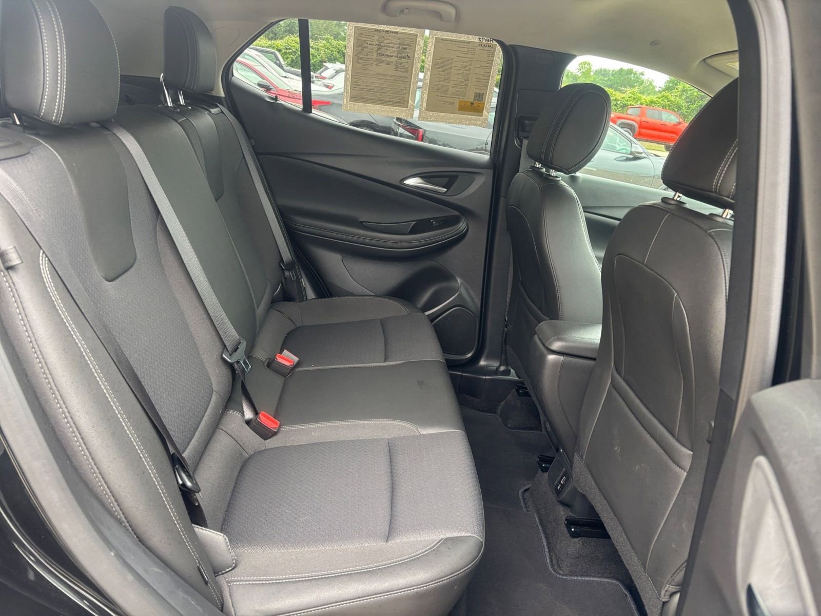 Used 2025 Buick Encore GX Preferred FWD image 24