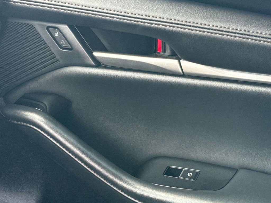 Used 2024 MAZDA MAZDA3 s image 38