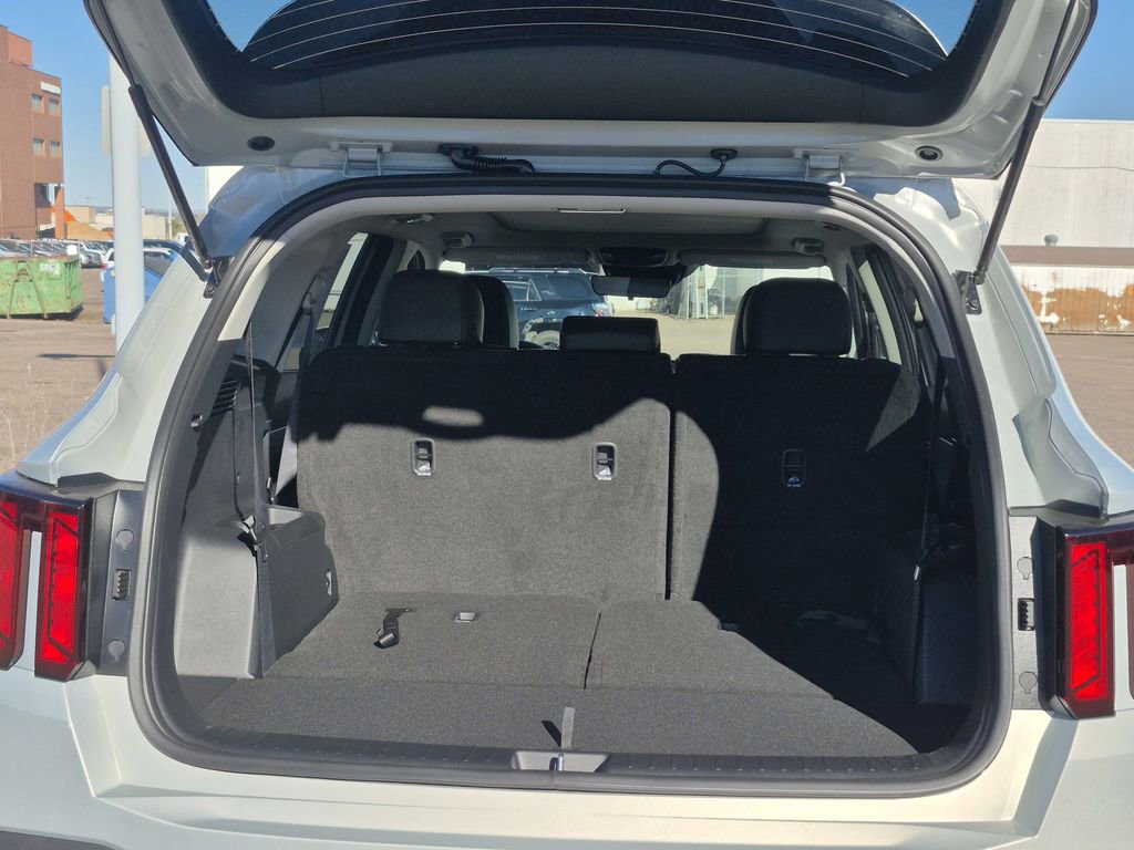 New 2026 Kia Sorento S image 13