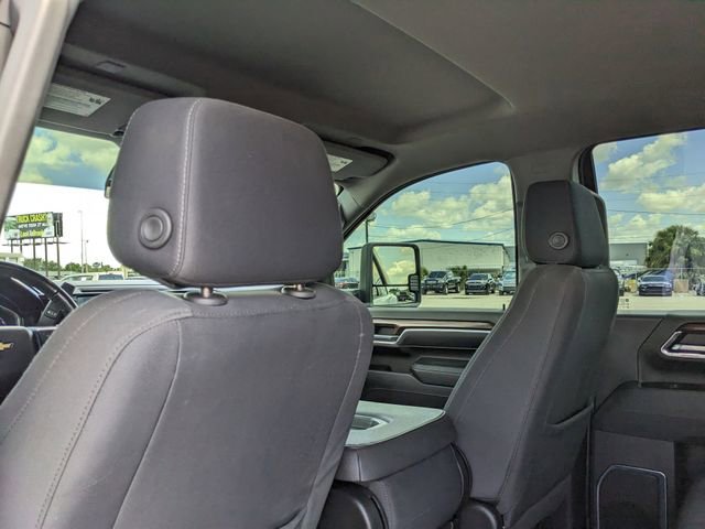 Used 2024 Chevrolet Silverado 3500 LT AWD/4WD image 20