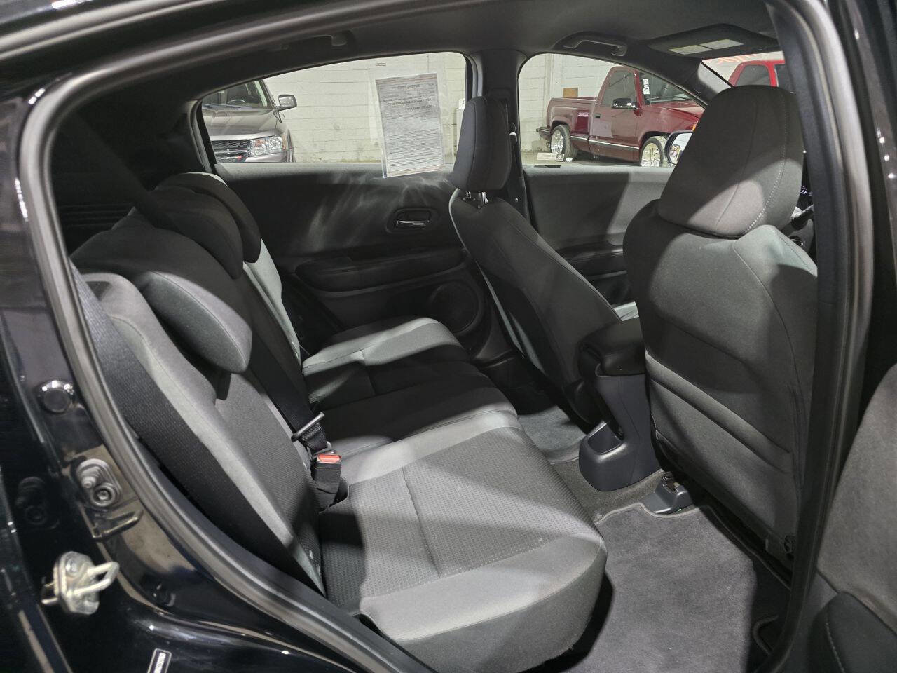 Used 2019 Honda HR-V Sport image 30