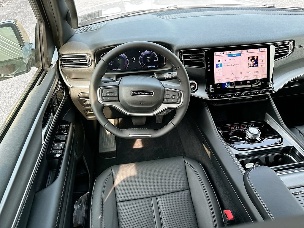 New 2026 Jeep Grand Wagoneer L 4WD w/ Premium Group I image 28