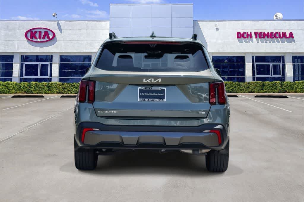 Certified 2024 Kia Sorento SX Prestige w/ Olive Brown Leather Package AWD/4WD image 5