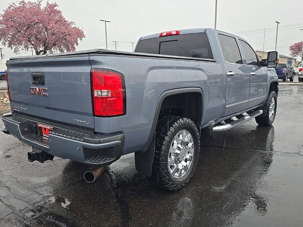 Used 2016 GMC Sierra 2500 Denali w/ Driver Alert Package image 3