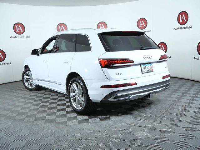 Used 2023 Audi Q7 2.0T Premium w/ Convenience Package AWD/4WD image 6
