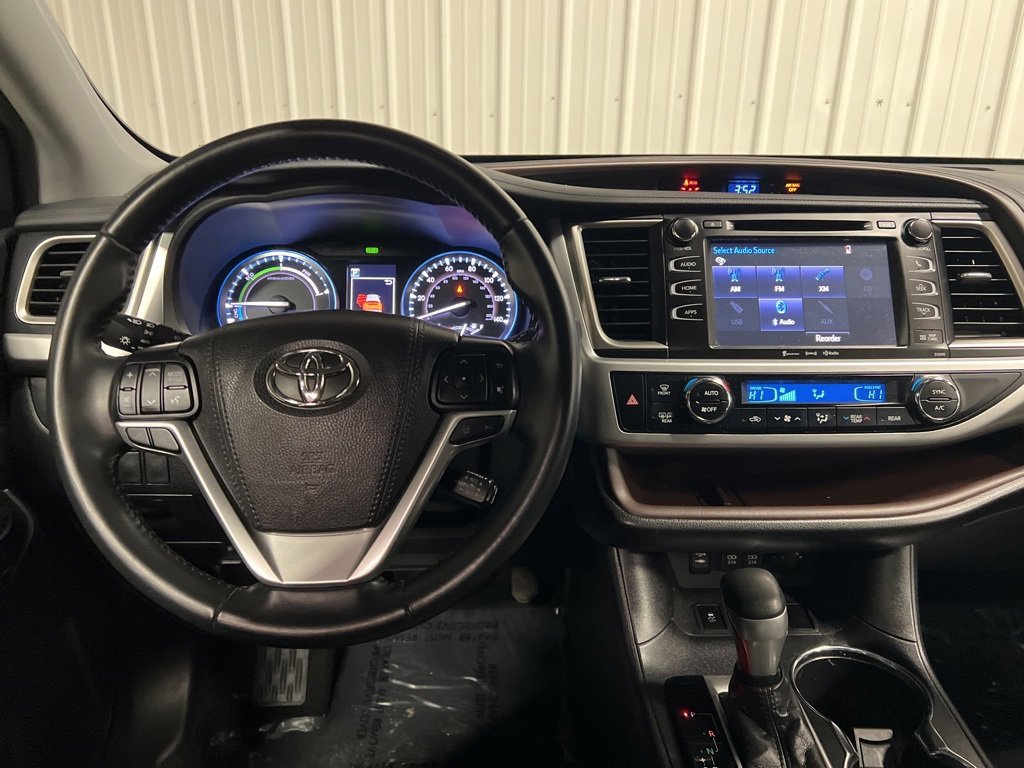 Used 2019 Toyota Highlander XLE image 13
