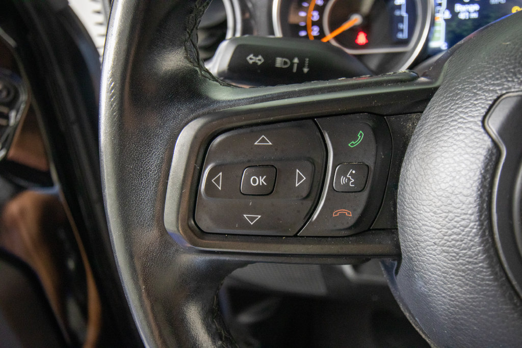 Used 2021 Jeep Wrangler Unlimited Sport AWD/4WD image 19