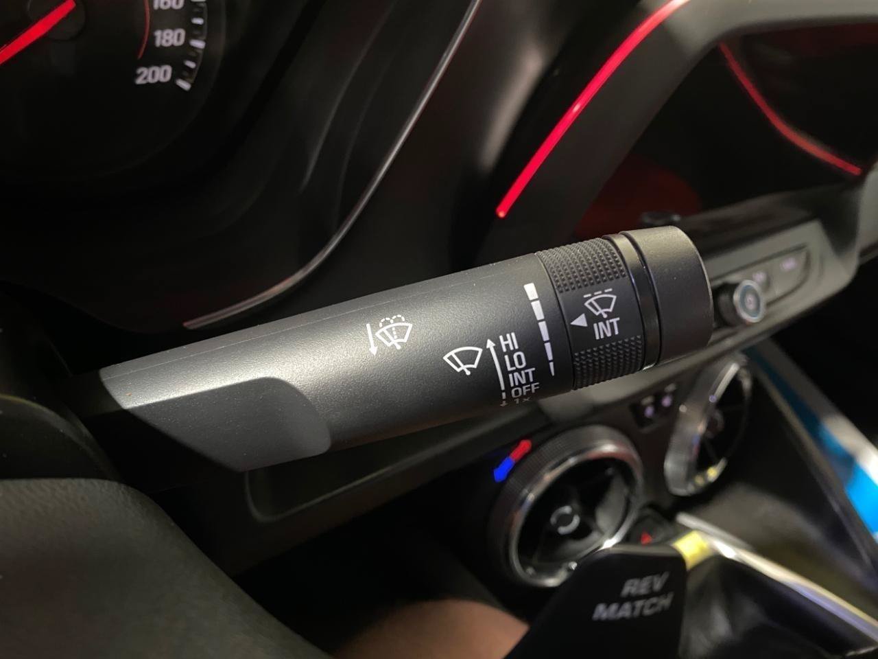 Used 2016 Chevrolet Camaro SS RWD image 12