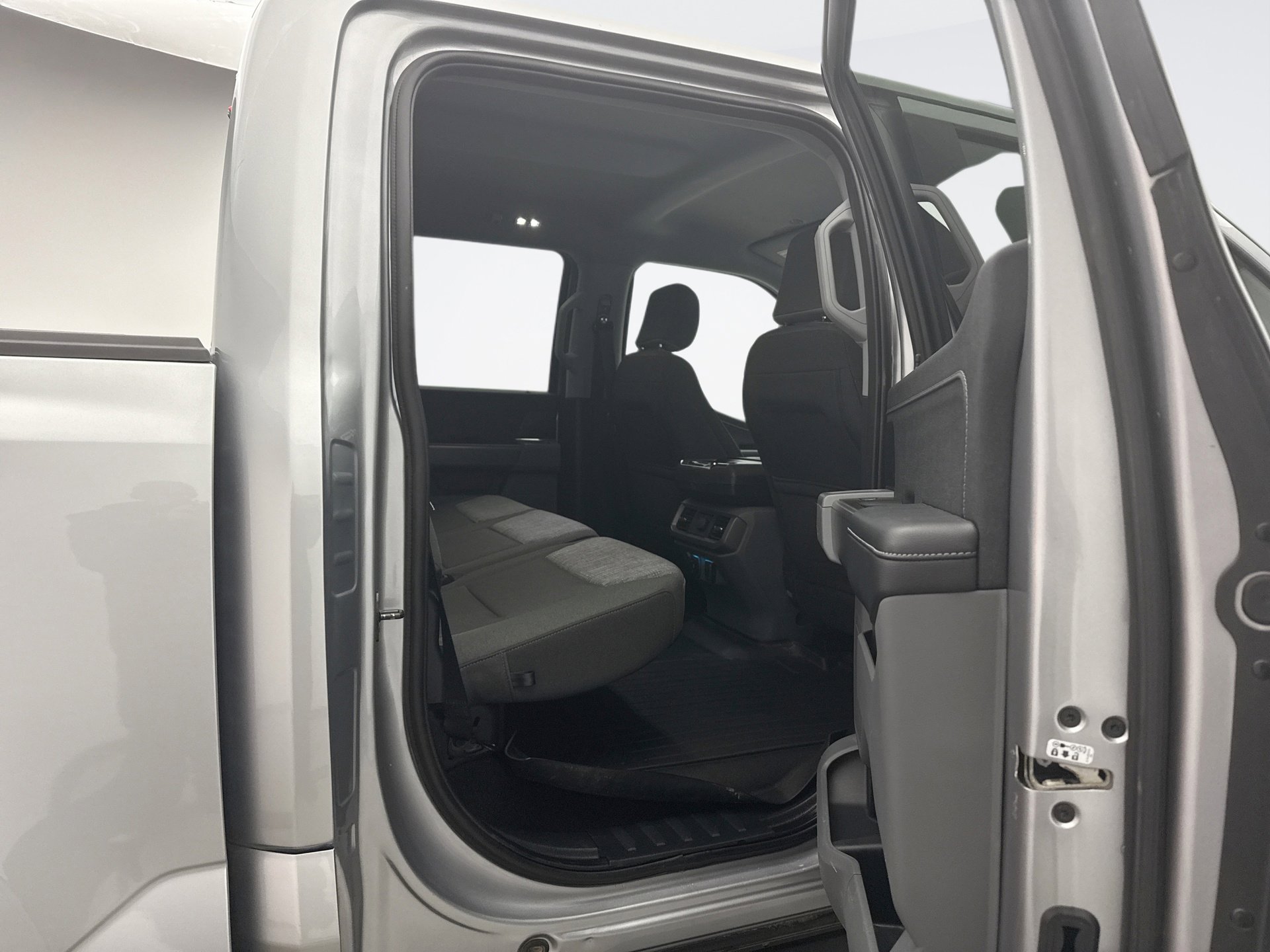 Used 2022 Ford F150 Lightning XLT w/ Tow Technology Package image 17