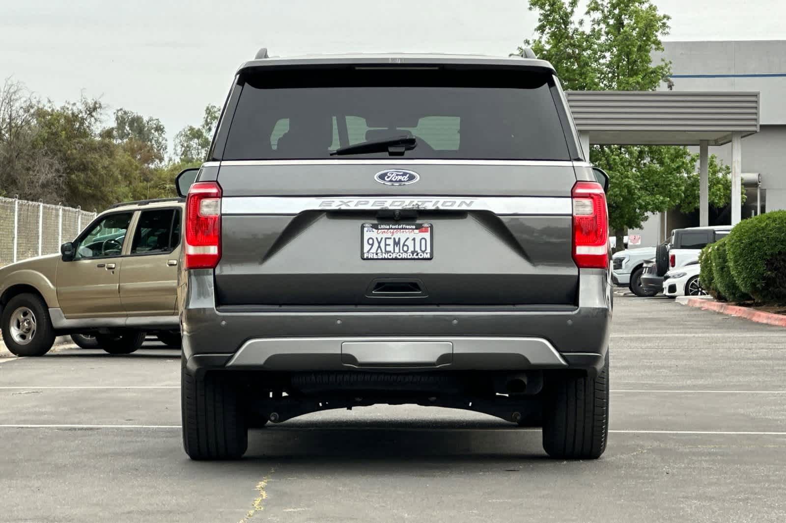 Used 2019 Ford Expedition XLT w/ Equipment Group 202A image 7