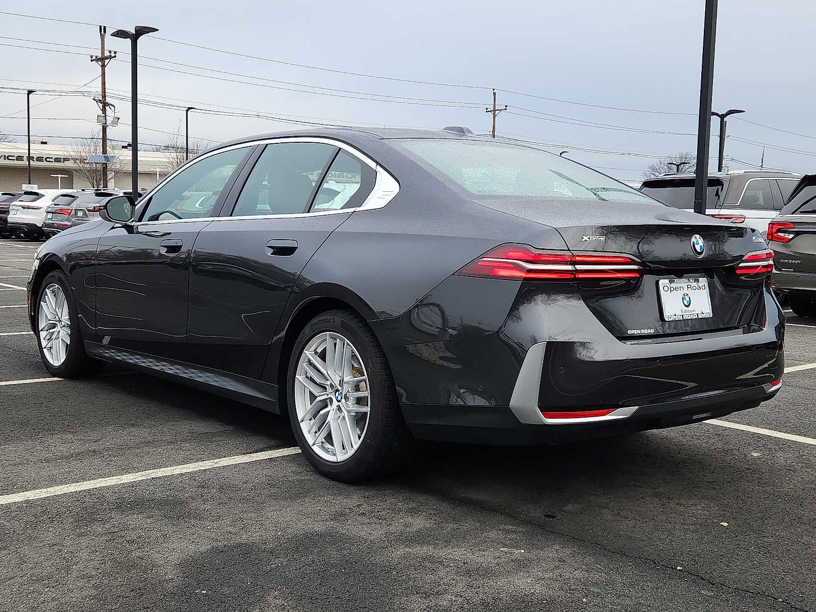 Used 2025 BMW 530i xDrive w/ Premium Package AWD/4WD image 4