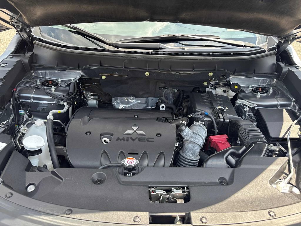 Used 2025 Mitsubishi Outlander Sport ES AWD/4WD image 32