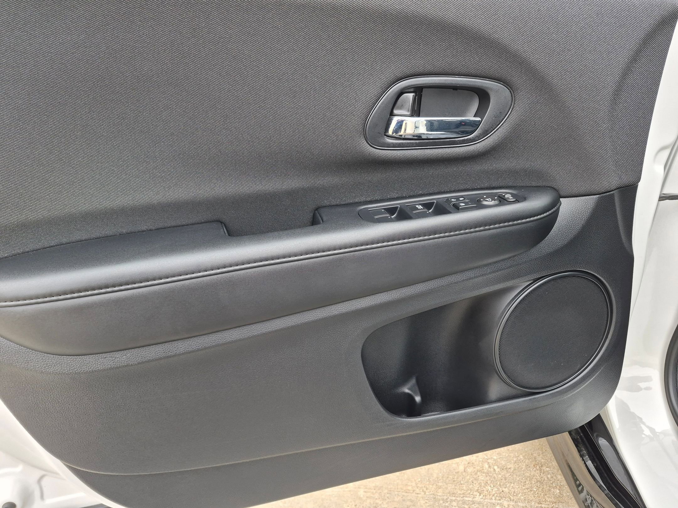 Certified 2022 Honda HR-V Sport image 13