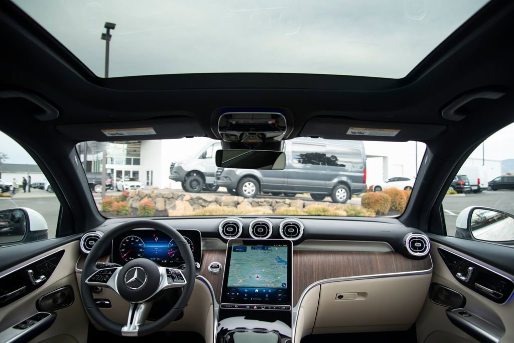 New 2026 Mercedes-Benz GLC 300 GLC 300 image 16