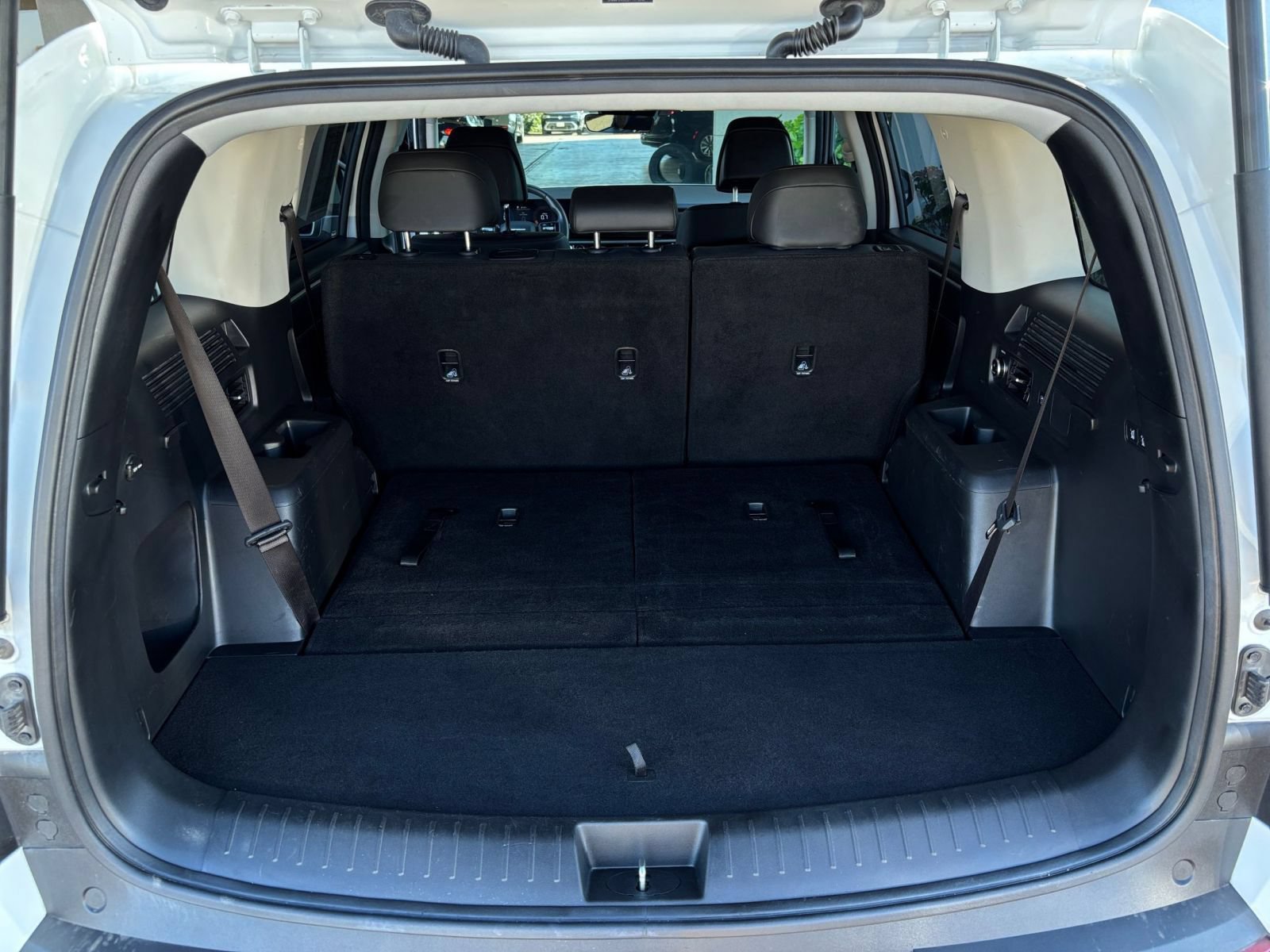 Used 2026 Hyundai Santa Fe SEL FWD image 33