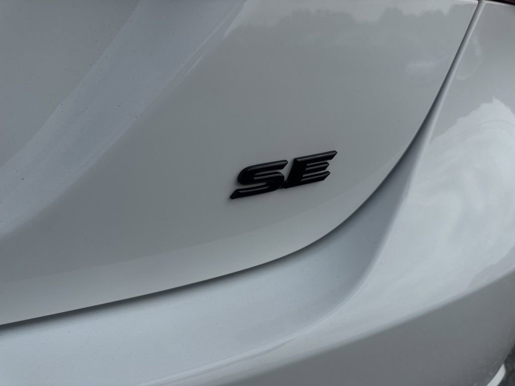 Used 2023 Toyota Camry SE w/ Convenience Package image 29