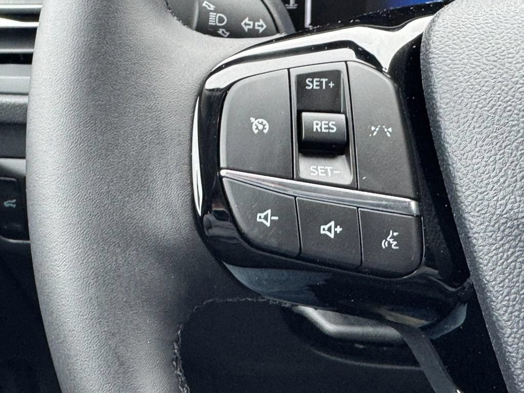 New 2026 Ford Escape Active w/ Cold Weather Package AWD/4WD image 13