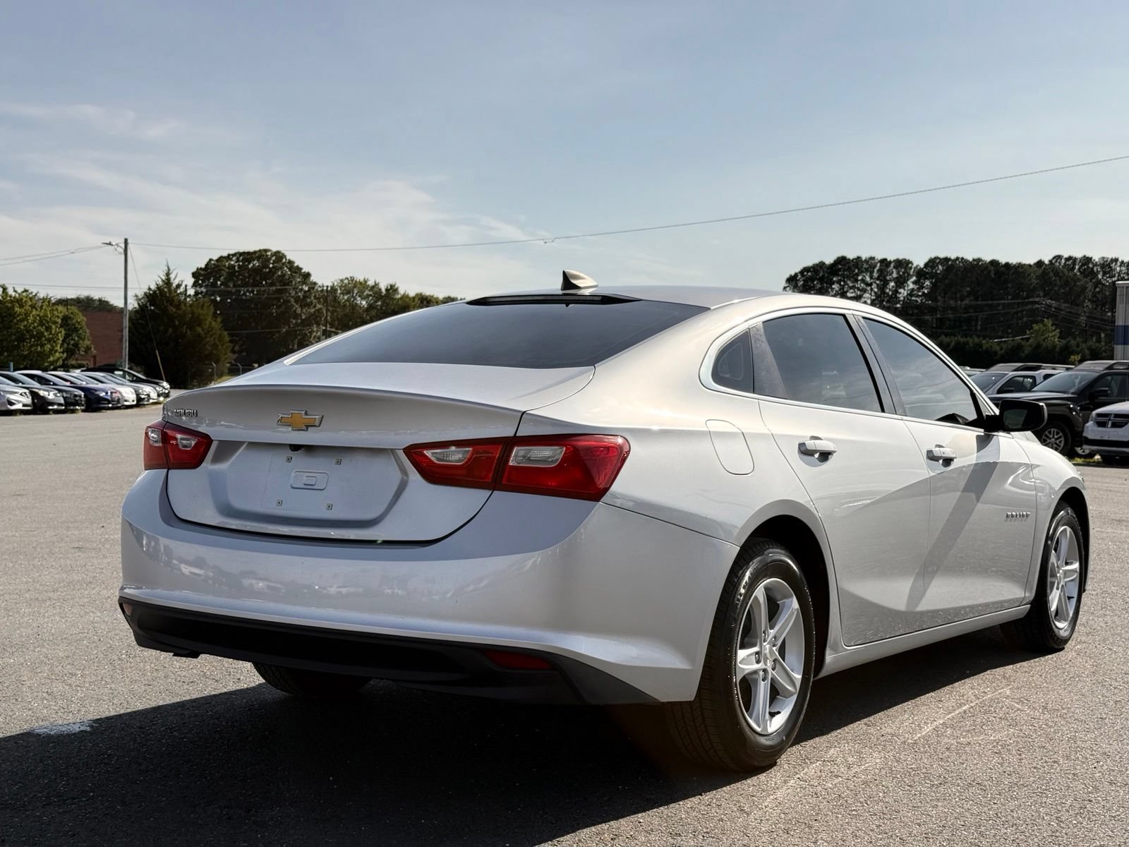 Used 2019 Chevrolet Malibu LS FWD image 9