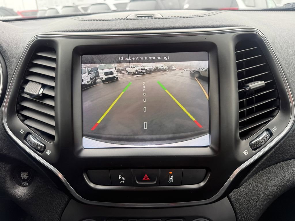 Used 2022 Jeep Cherokee Latitude Lux w/ Mopar Interior Package image 23