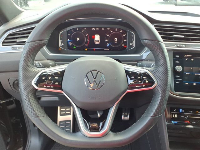 Used 2024 Volkswagen Tiguan SEL R-Line AWD/4WD image 21