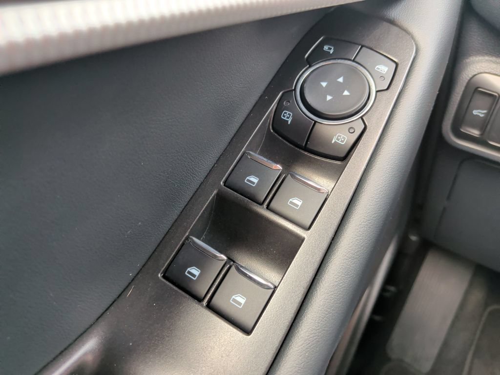 Used 2025 Ford Explorer ST AWD/4WD image 28