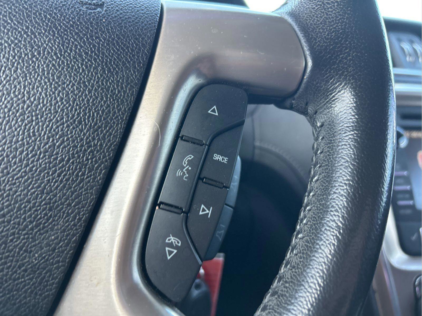 Used 2014 GMC Acadia Denali image 16