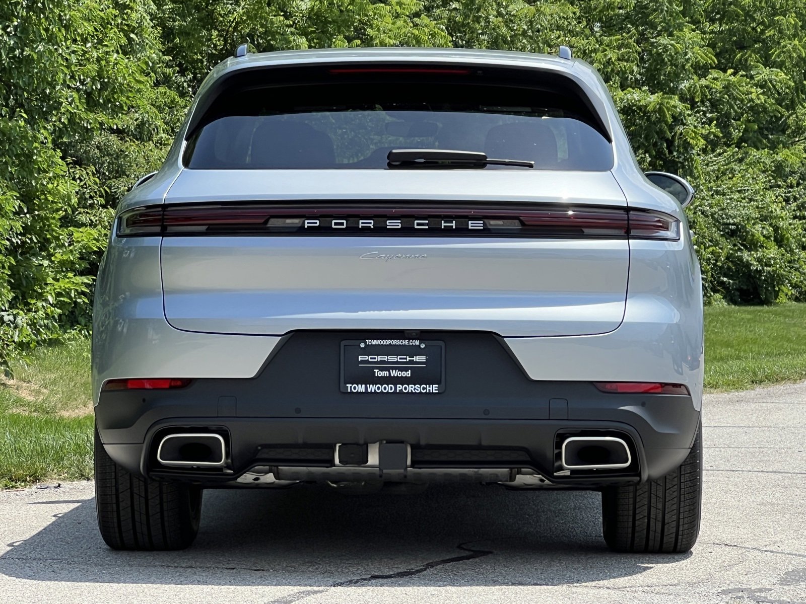New 2025 Porsche Cayenne image 8