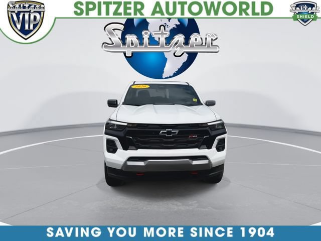 Used 2026 Chevrolet Colorado Z71 w/ Technology Package AWD/4WD image 3
