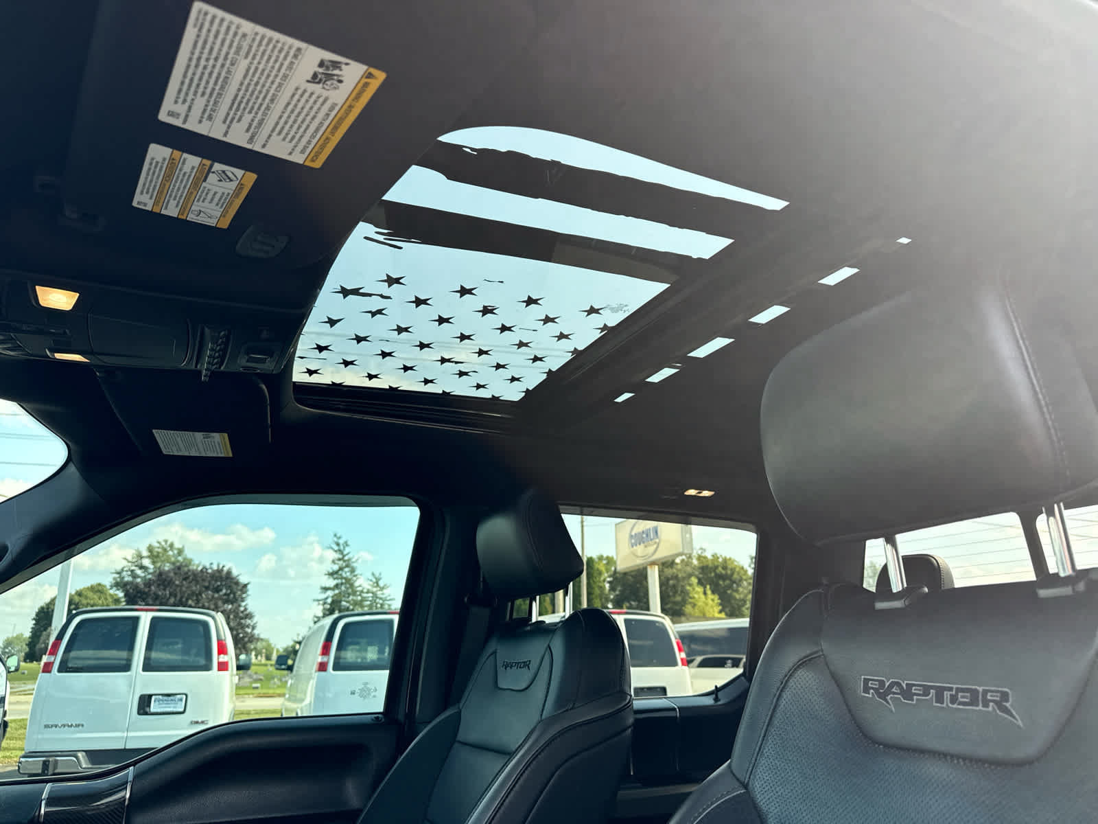 Used 2020 Ford F150 Raptor w/ Equipment Group 802A Luxury AWD/4WD image 11