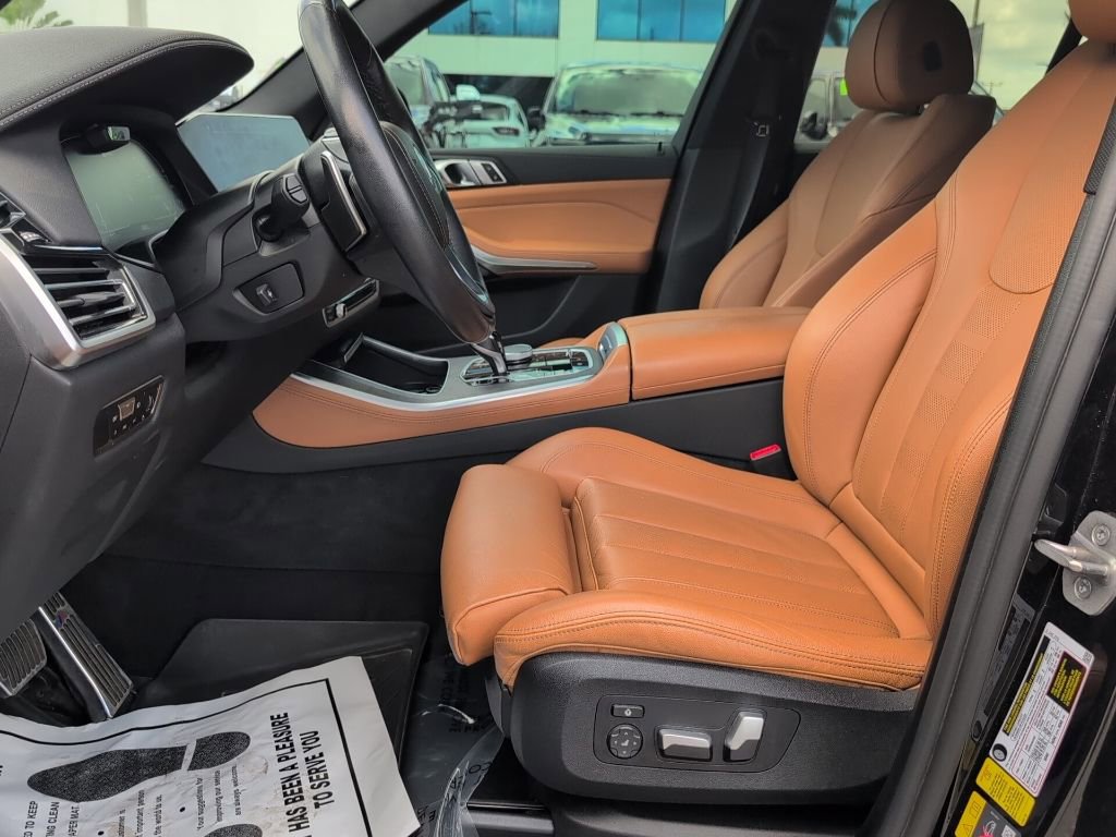 Used 2022 BMW X5 xDrive45e AWD/4WD image 8