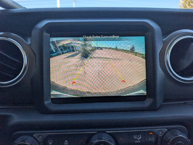 Used 2023 Jeep Wrangler Unlimited Rubicon 4xe w/ Cold Weather Group AWD/4WD image 16