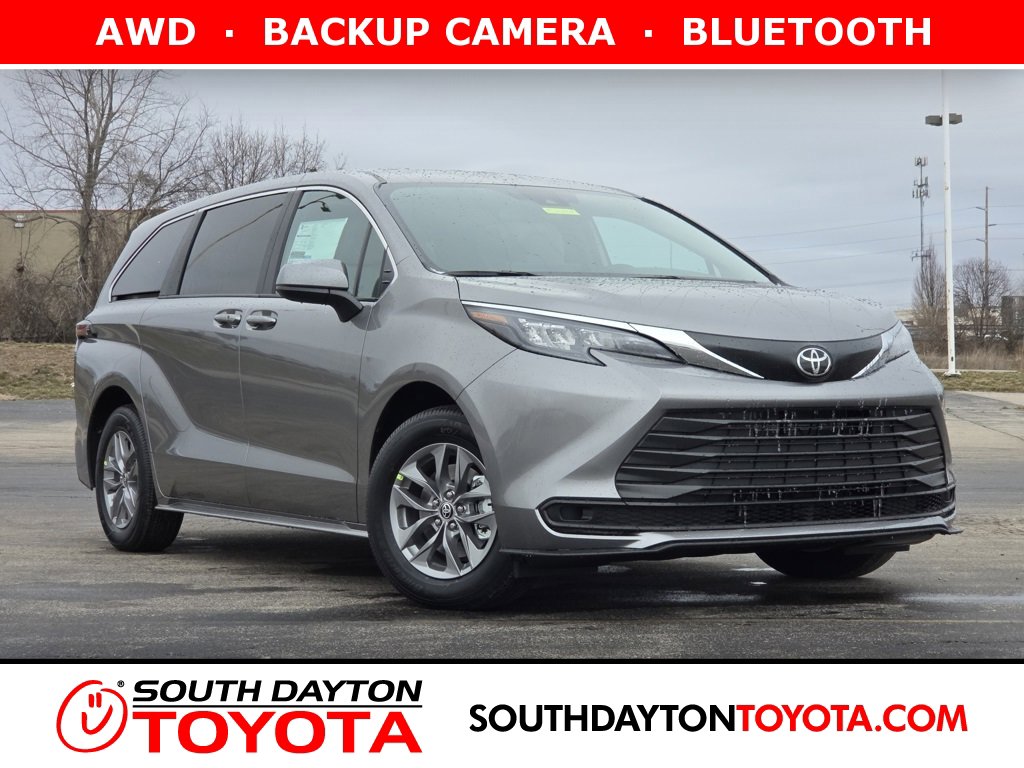 New 2026 Toyota Sienna LE image 1