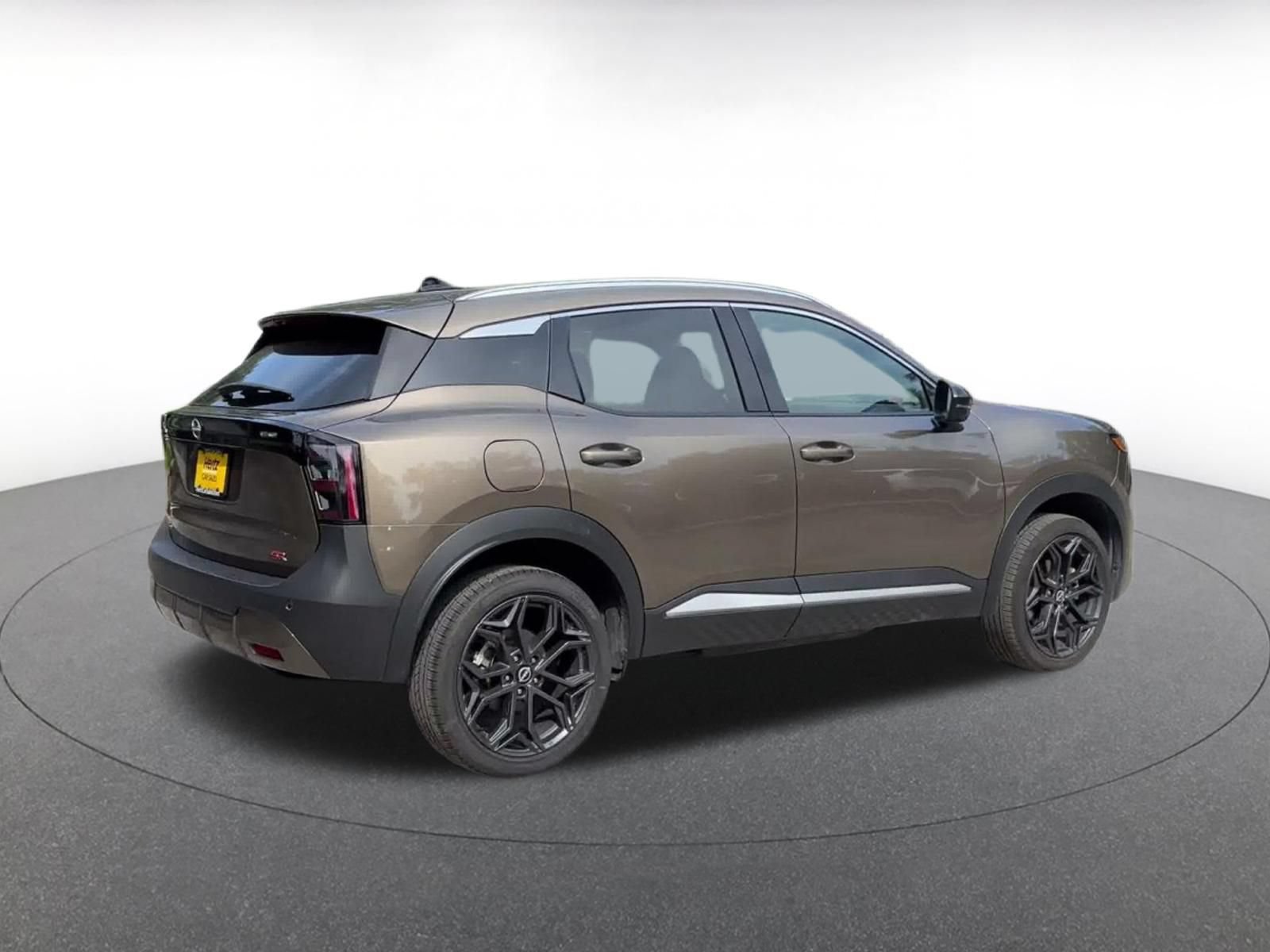 Used 2026 Nissan Kicks SR FWD image 14