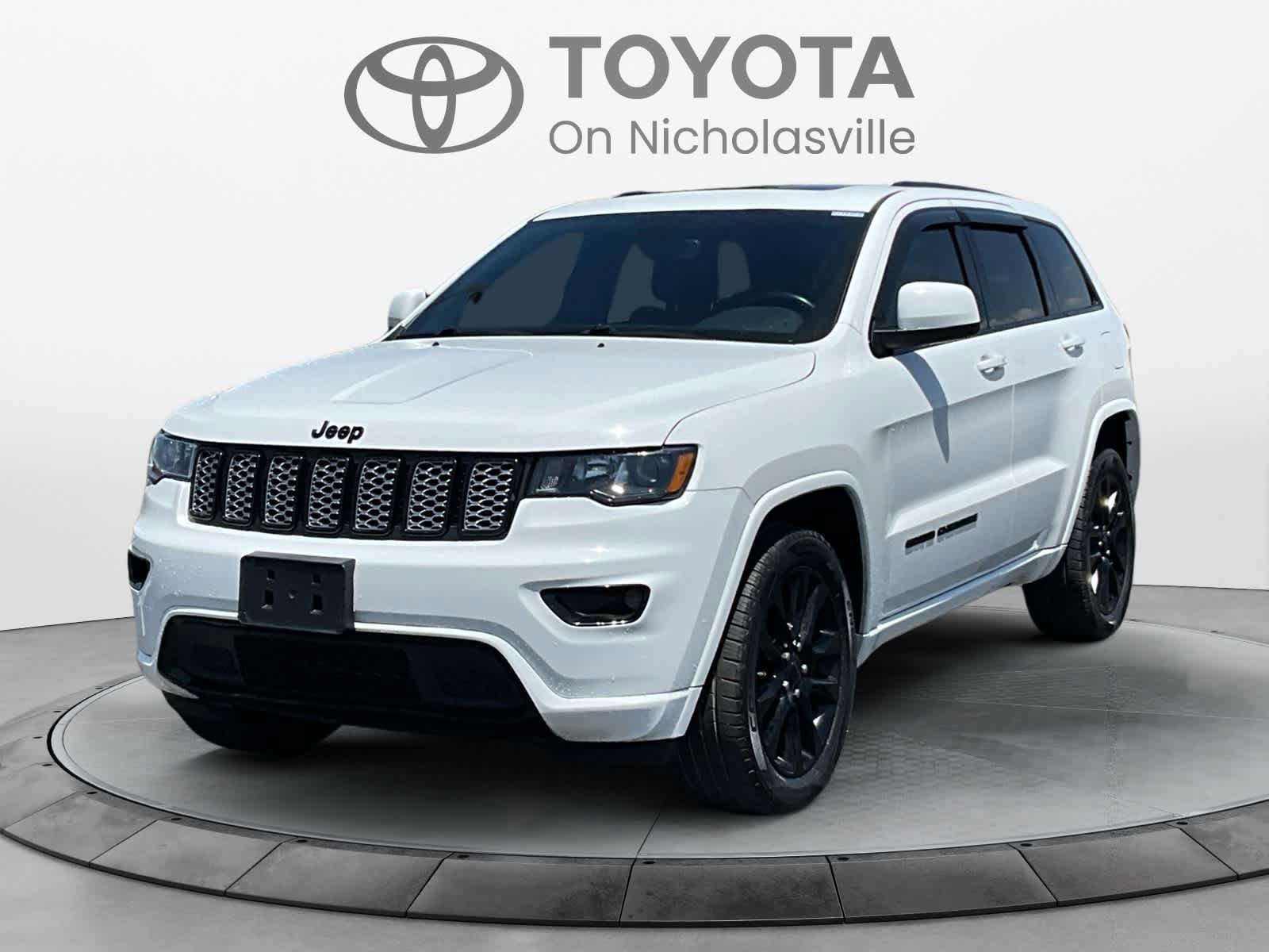 Used 2020 Jeep Grand Cherokee Altitude