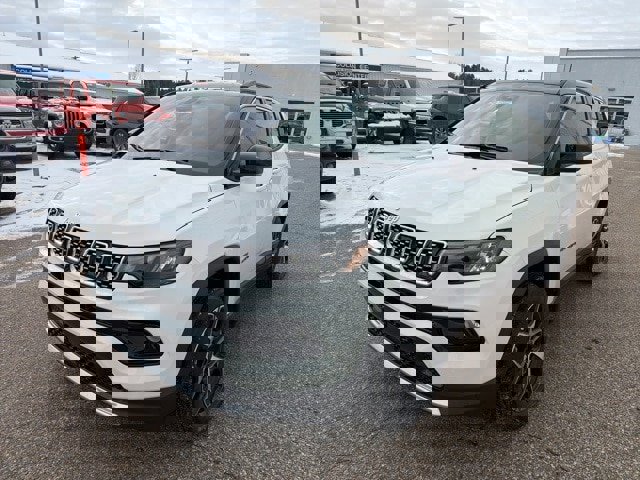 New 2026 Jeep Compass Limited image 5