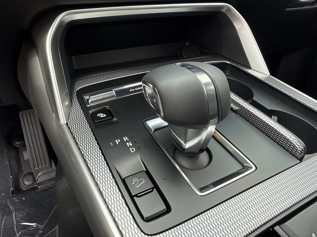 New 2026 MAZDA CX-90 Plug-In Hybrid w/Premium Sport AWD/4WD image 34