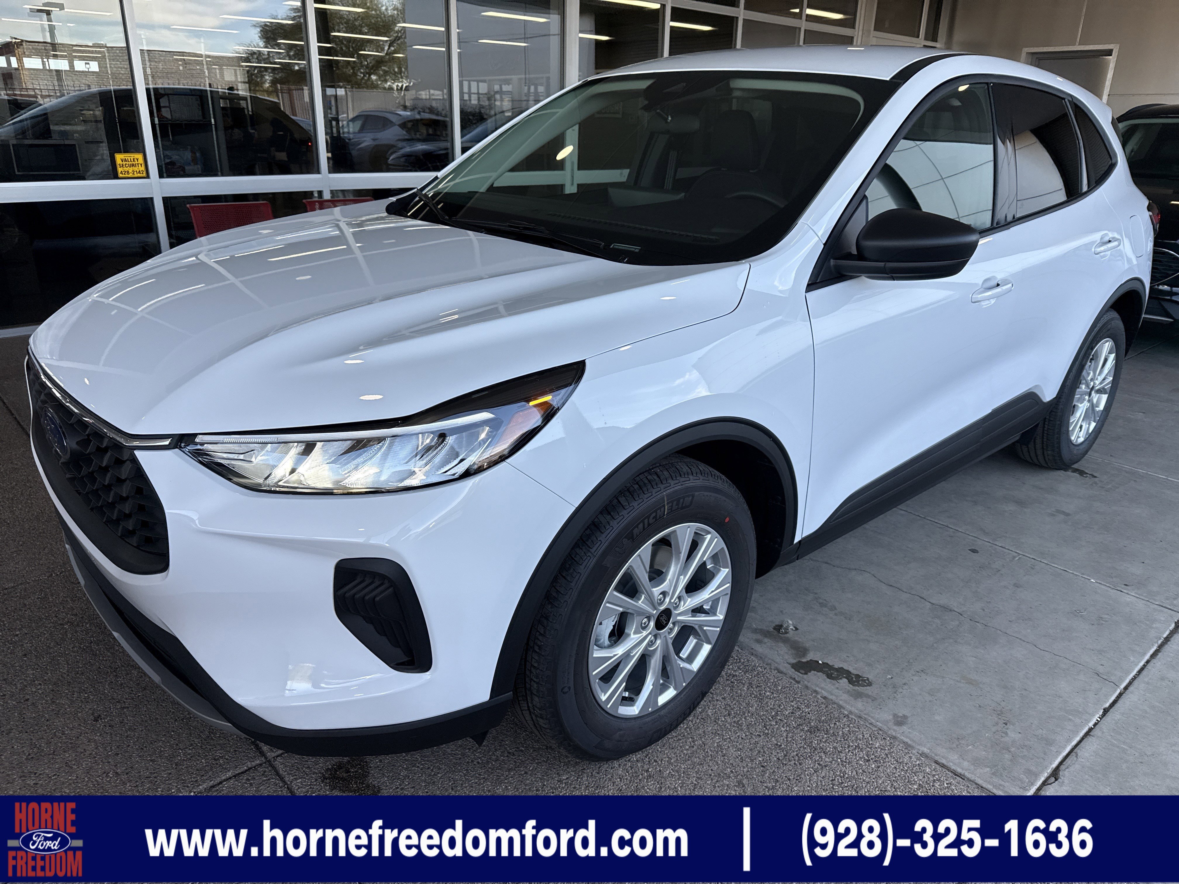 New 2026 Ford Escape Active w/ Tech Pack #1 FWD image 1