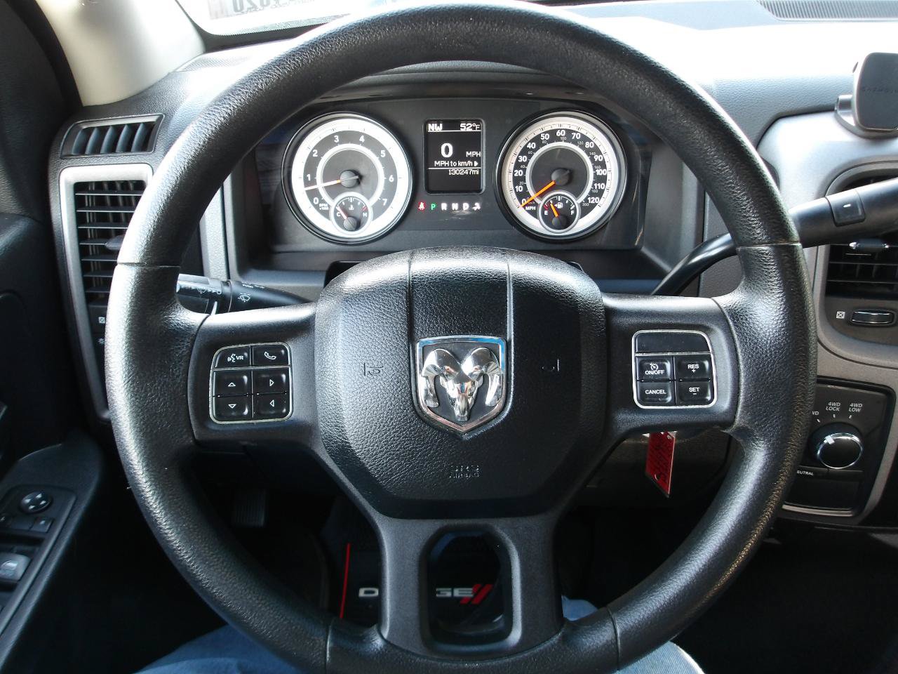 Used 2014 RAM 1500 ST w/ SXT Appearance Group AWD/4WD image 14
