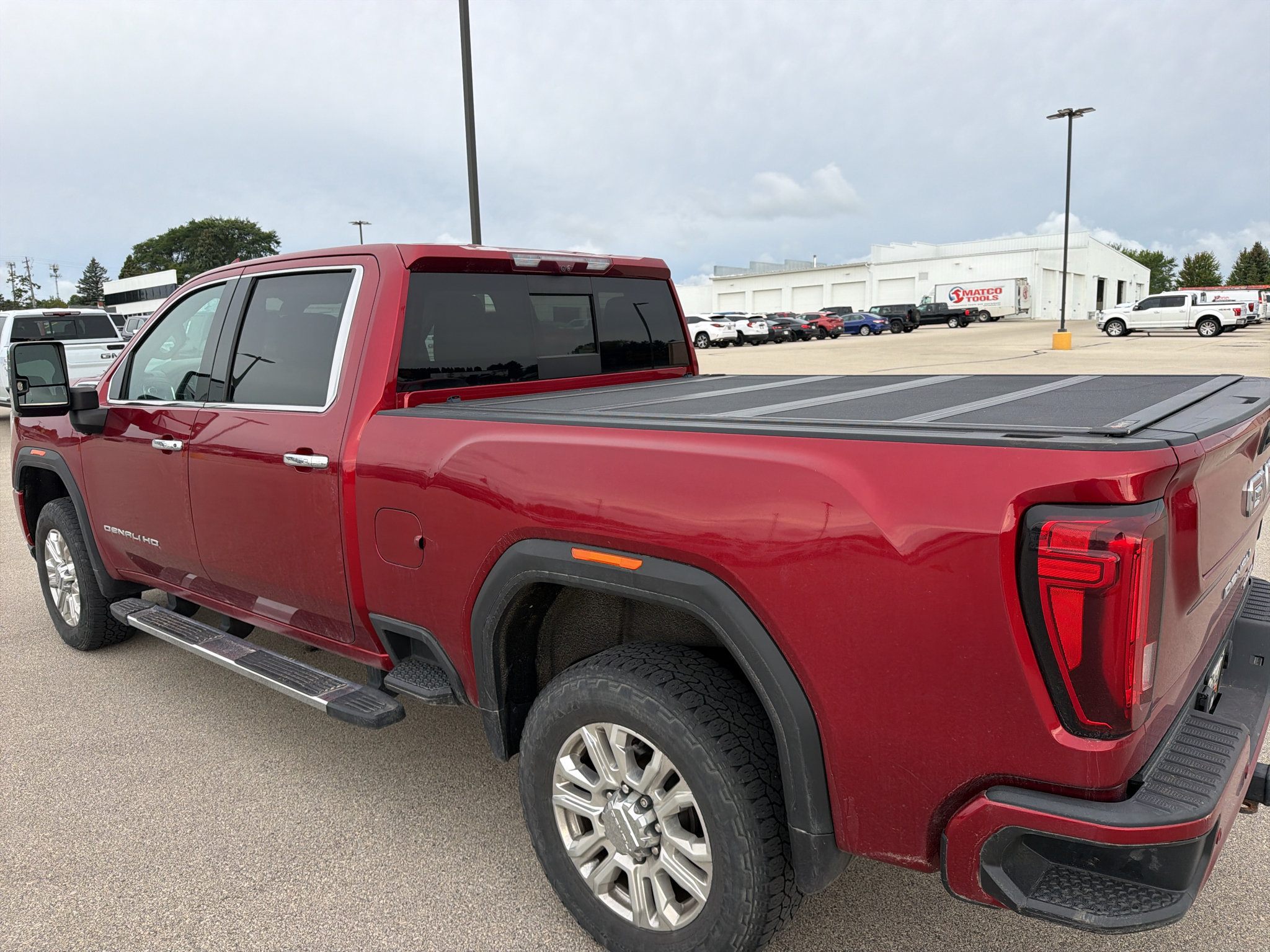 Used 2021 GMC Sierra 2500 Denali w/ Denali Ultimate Package AWD/4WD image 2